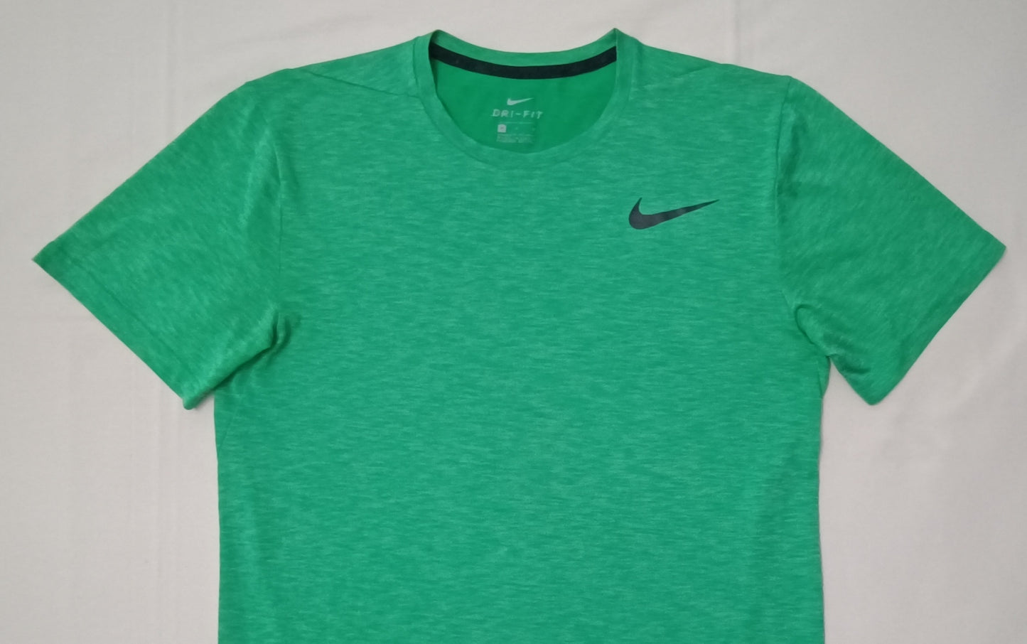 (M) Nike DRI-FIT Tee тениска