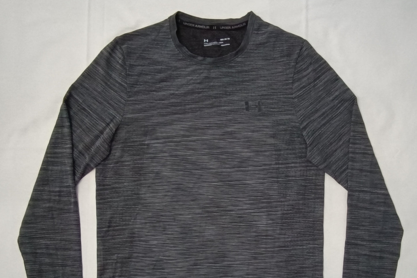 (M) Under Armour UA Long Sleeve Top блуза