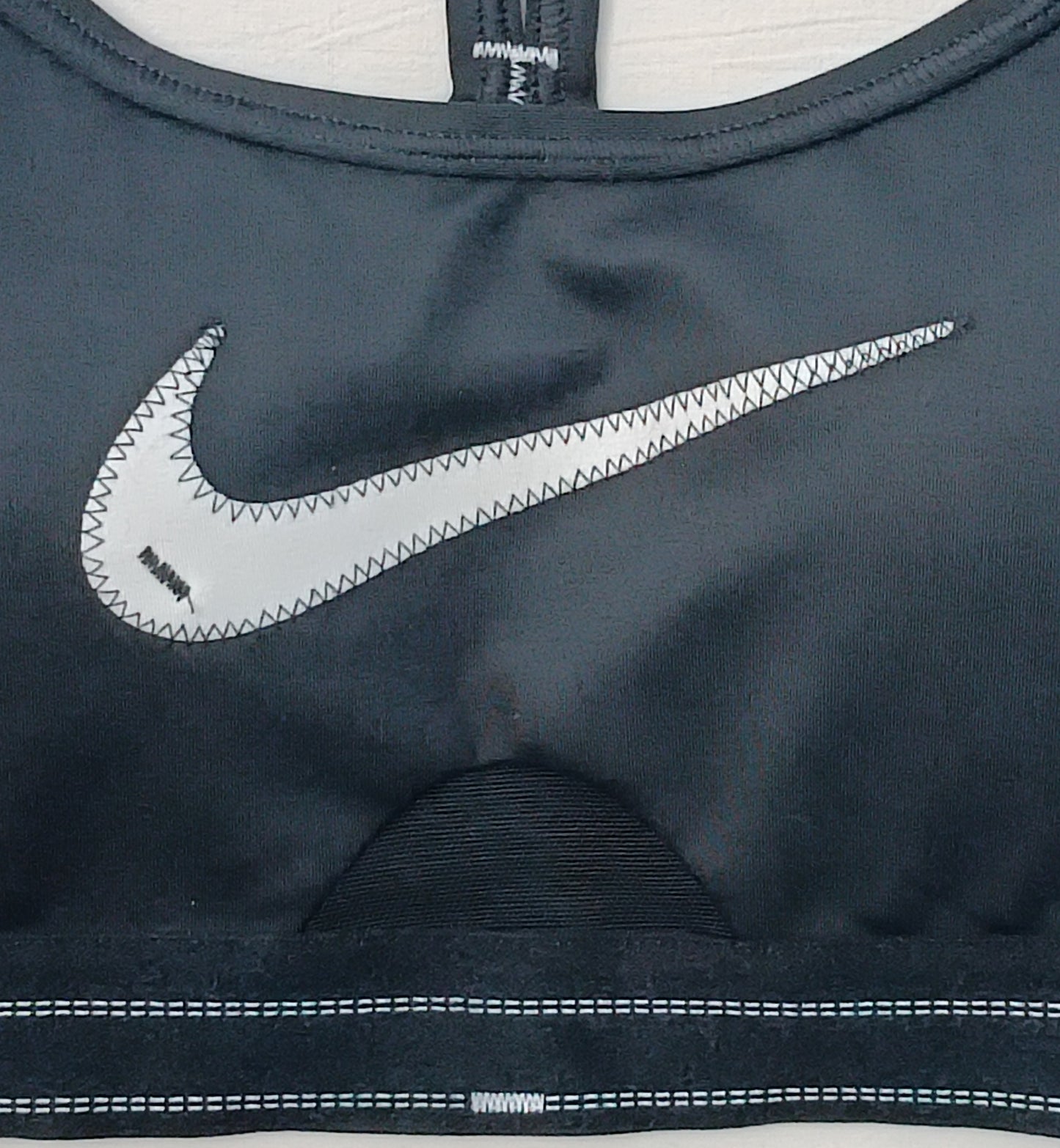 (ДАМСКО) (S) Nike DRI-FIT Swoosh Padded Bra бюстие