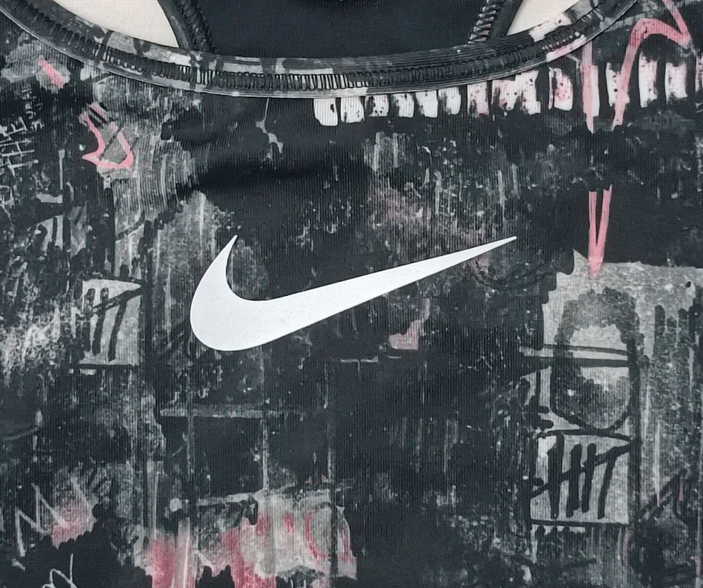 (ДАМСКО) (S) Nike DRI-FIT Bra бюстие