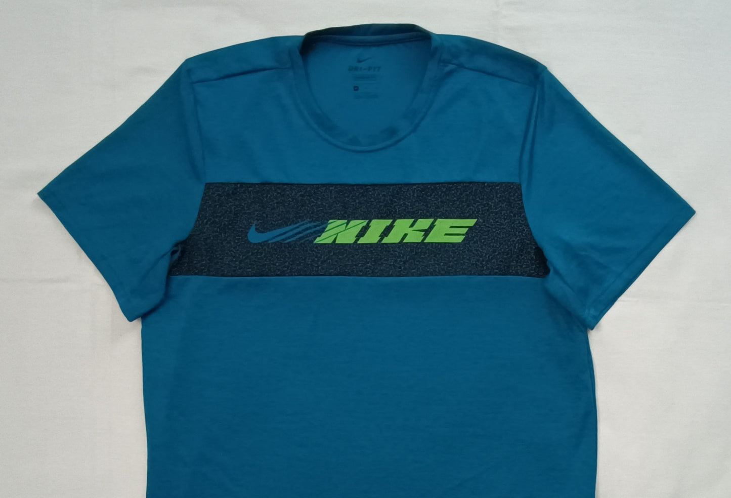 (M) Nike DRI-FIT Tee тениска