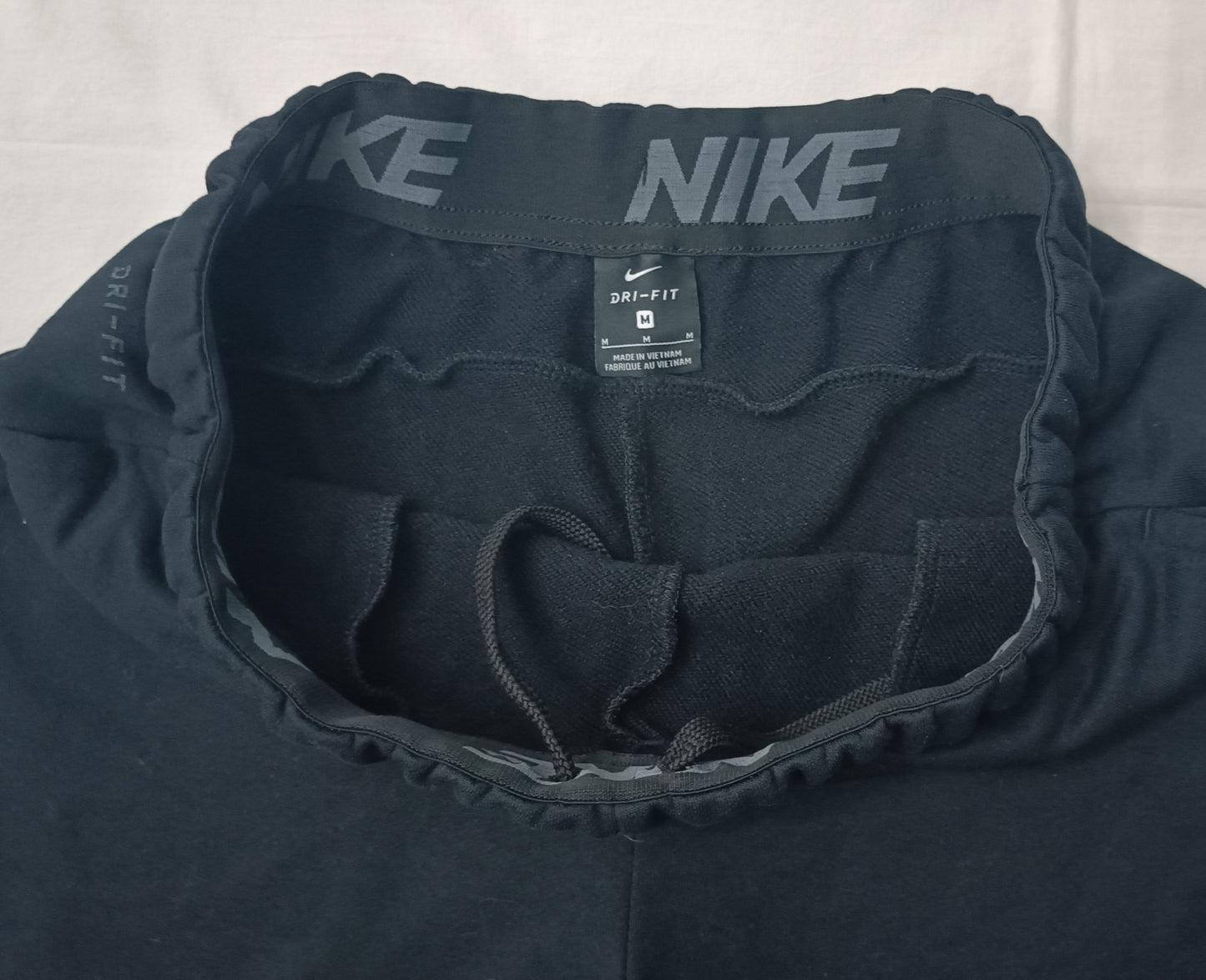 (M) Nike DRI-FIT Fleece Shorts шорти