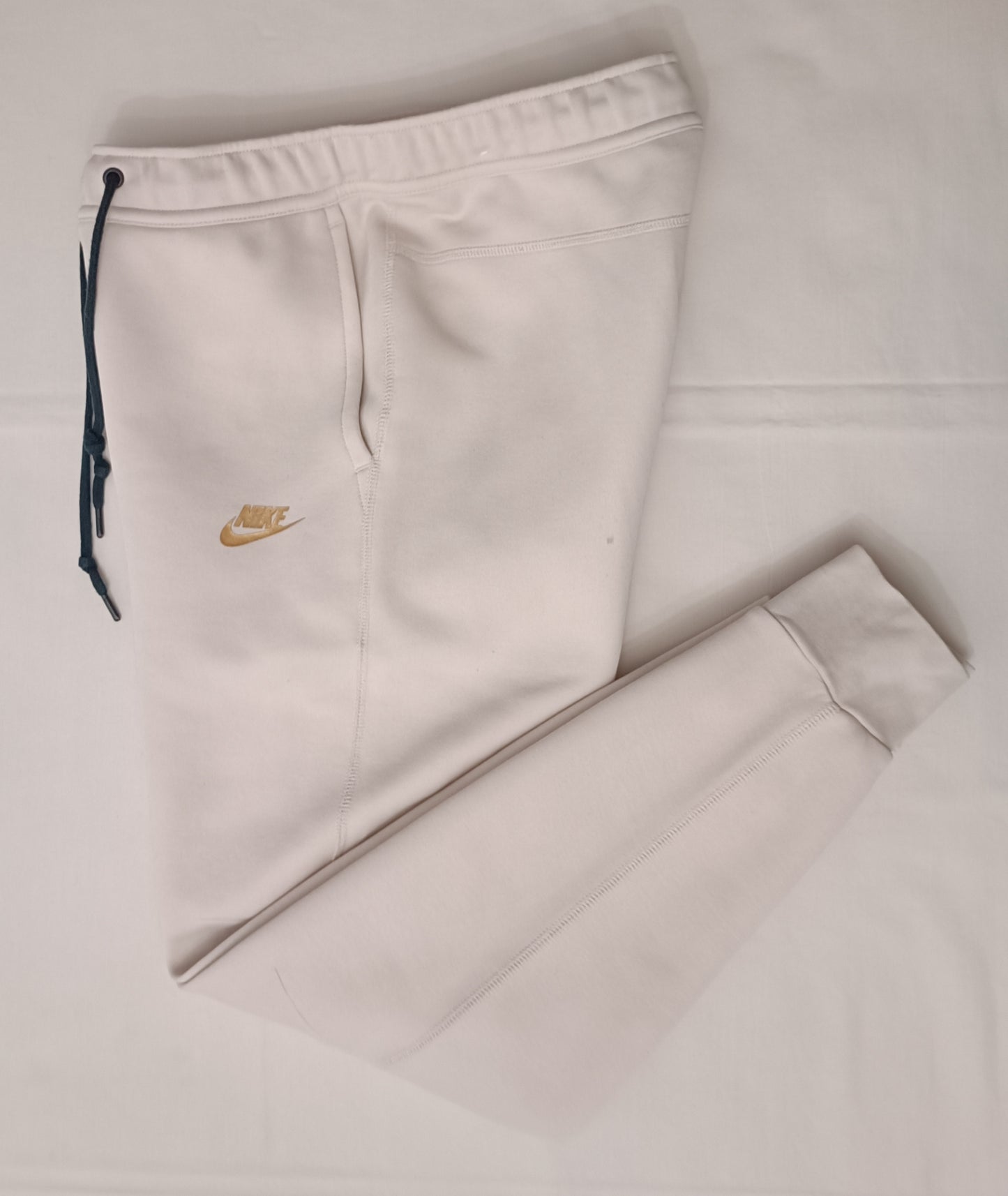 (ДАМСКО) (S) Nike Tech Fleece Sweatpants долнище