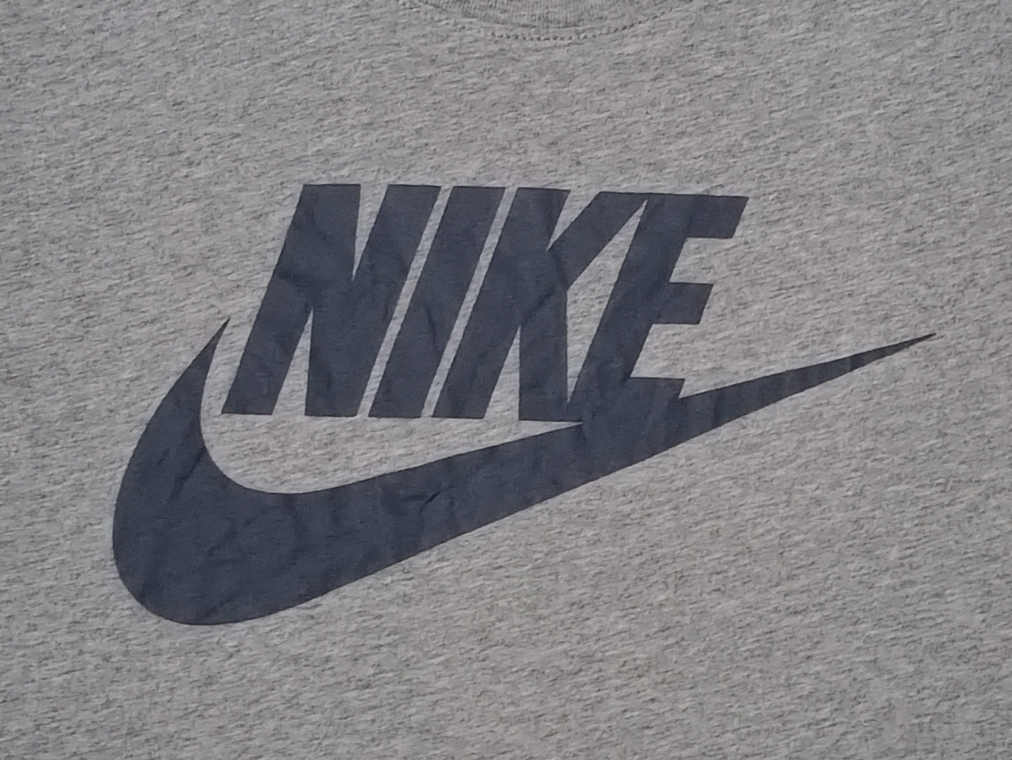 (S) Nike Sportswear Tee тениска