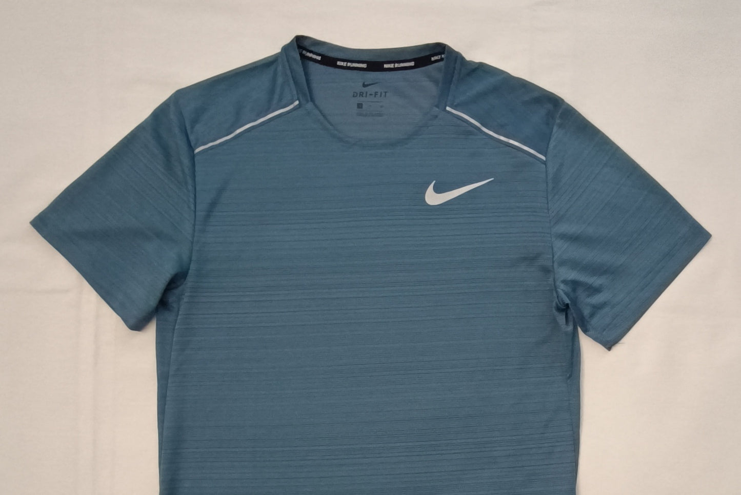 (S) Nike DRI-FIT Breathe Tee тениска